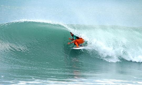 Tour de surf en la ciudad de Hualien, Taiwán