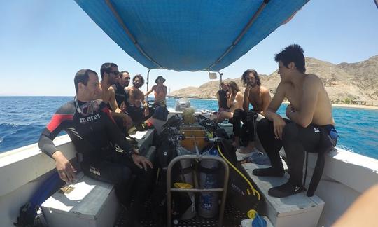 Excursiones de buceo en el Golfo de Aqaba, en el Mar Rojo, Israel