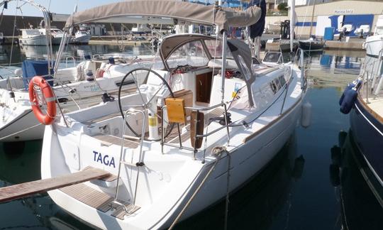 Alquile un velero Sun Odyssey 33i 'Taga' desde Palamós, España