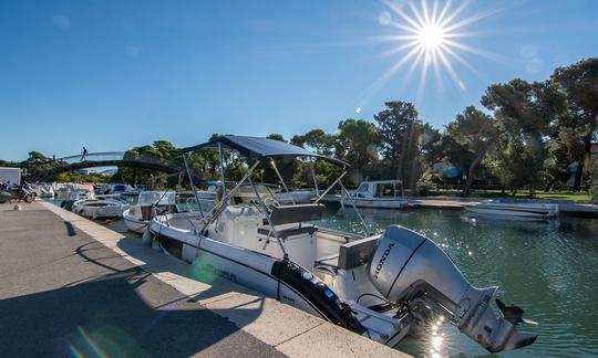 Aluguel de carros de Sessa Keylargo 20 em Trogir