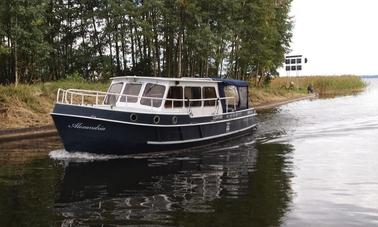 Hire Barkas Europe 900 Houseboat In Giżycko