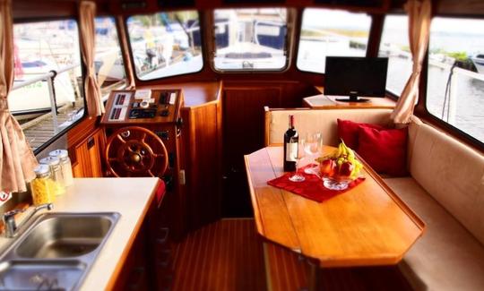 Hire Barkas Europe 900 Houseboat In Giżycko