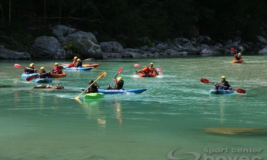 Excursion guidée en kayak sur la rivière Soca à Bovec