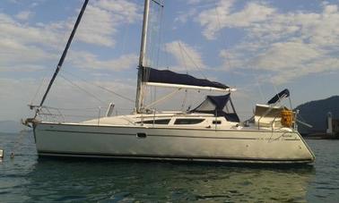 Alquiler de Jeanneau-Sun Odyssey 35 desde Angra dos Reis