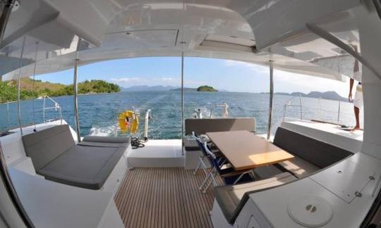 Charter Lagoon 45 em Angra dos Reis