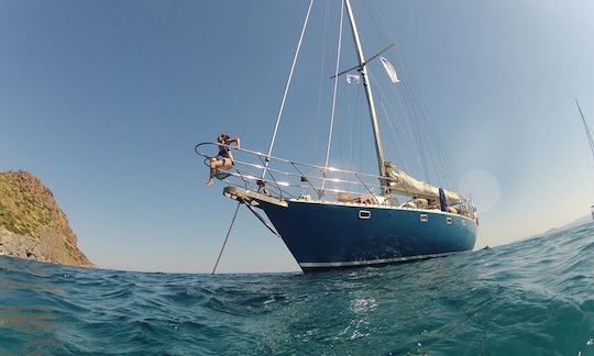 65' Cruising Monohull "IKARIAN STAR" Charter in Notios Tomeas Athinon, Greece