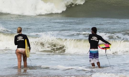 Clases de surf en la playa de Pipa, Rio Grande do Norte