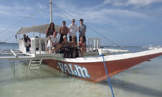 Viajes de buceo en barco «Valm» Outrigger en Bohol