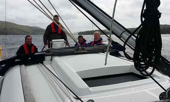 Location de monocoque de croisière à Bowness-on-Windermere, Angleterre