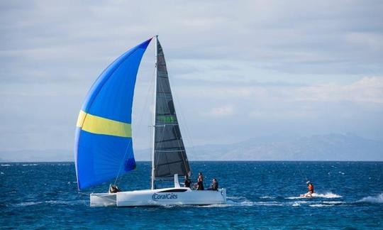 Catamarã Fast Sailing de 27 pés para alugar em Fiji