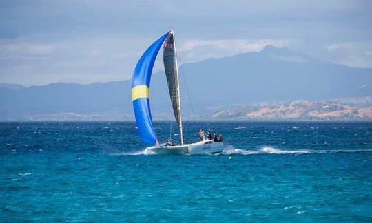 Catamarã Fast Sailing de 27 pés para alugar em Fiji