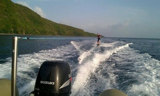 Louez le bateau gonflable semi-rigide Zodiac Medline 550 à Basse-Terre, en Guadeloupe