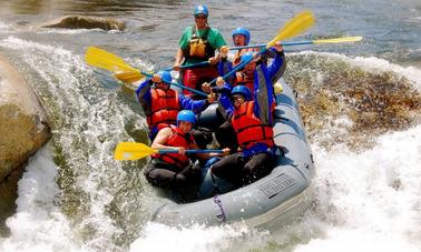 Rafting em corredeiras em Bentota