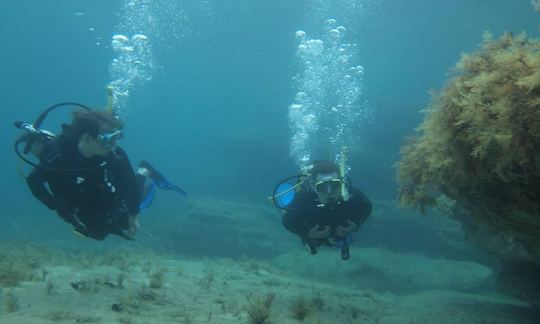 Scuba Diving Lessons in Peyia