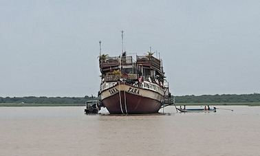 Tara Boat City Tour in Krong Siem Reap