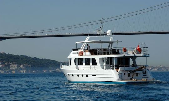 Cruising in Istanbul, Turkey