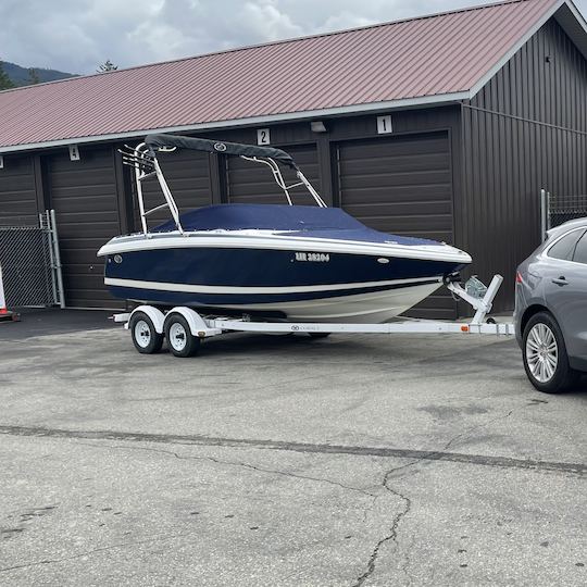 21' Cobalt Bowrider for Rent on Shuswap Lake!