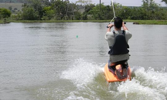 Wakeboarding in Brotas