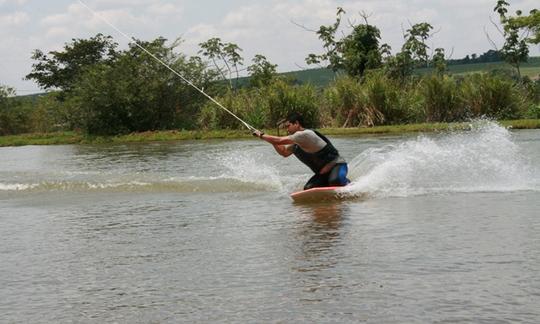 Wakeboarding in Brotas