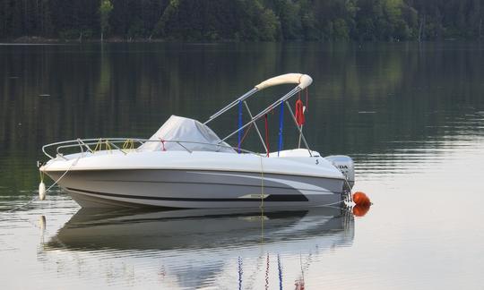 Plataforma de som Beneteau Flyer 550 - Honda 90 CV