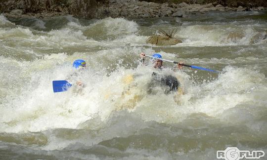 Viagens diárias de rafting em águas brancas em Kresna