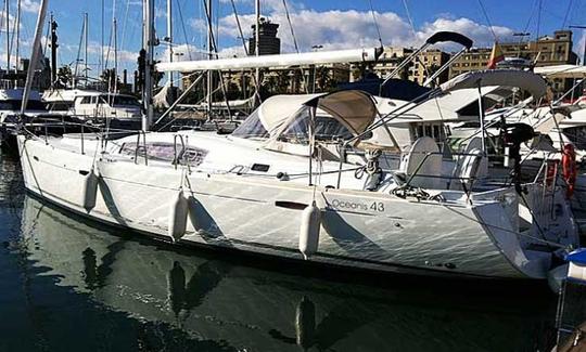 Charter Beneteau Oceanis 43: Veleiro com 4 Cabines em Lisboa