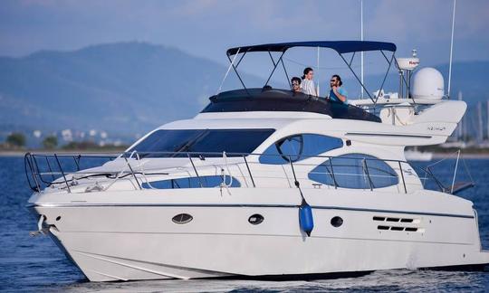 Captained Charter on 46ft Azimut Luxury Motor Yacht