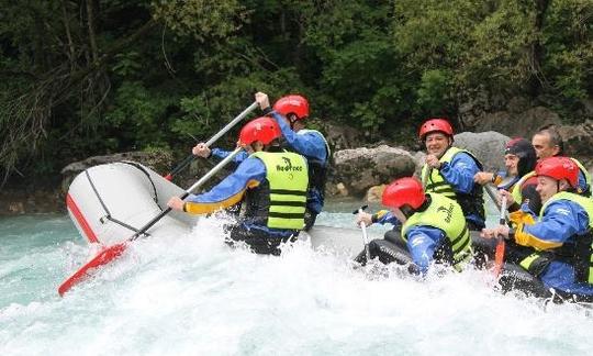 Experimente o rafting no rio Tara em Kotor, Montenegro