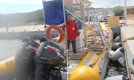 Passeios e cursos de mergulho em barco 'Blues II' em Arzachena