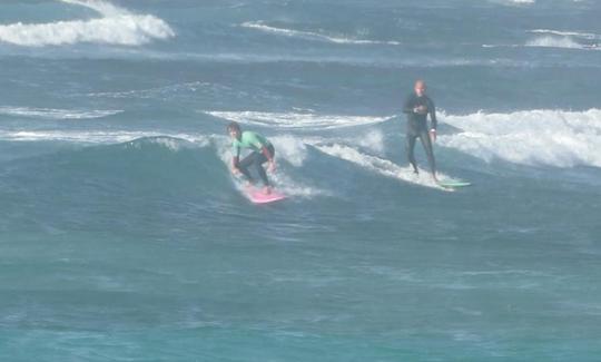 Cours de surf à El Cotillo, Espagne