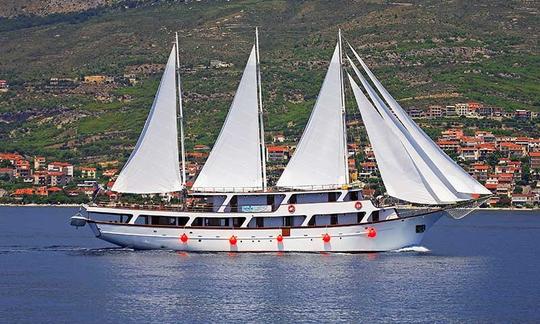 Location de méga-yacht à voile « M/Y EOS » à Jesenice