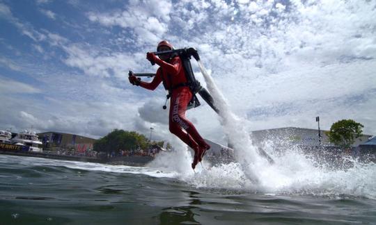 Jetpack voando em Toledo, Ohio