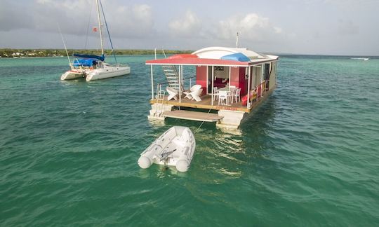 Houseboat Sleep-Aboard em Guadalupe, Índias Ocidentais Francesas do Caribe