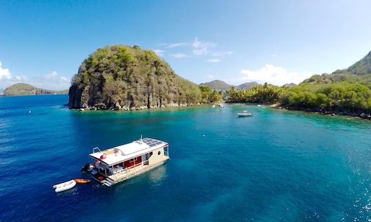 Houseboat Sleep-Aboard em Guadalupe, Índias Ocidentais Francesas do Caribe