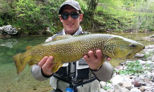 Viagens de pesca em Idrija