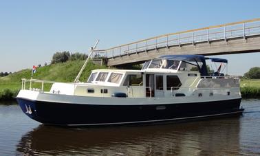 Alquiler de yate a motor 34' Kingfisher Delos 1430 en IJsselstein