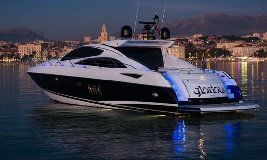 Capitão fretado no Mega Yacht Sunseeker Predator 72 de Split, Croácia