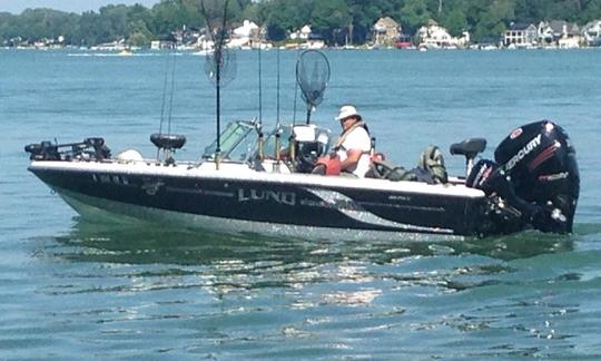 Alugue um barco Lund Bass de 20 pés para 3 pessoas em Chicago, Illinois