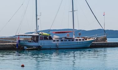 Charter a 83' Gulet in Kastel Luksic, Croatia