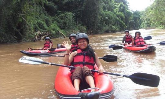 Profitez d'excursions en kayak sur la rivière Nam Tha, à Luang, au Laos