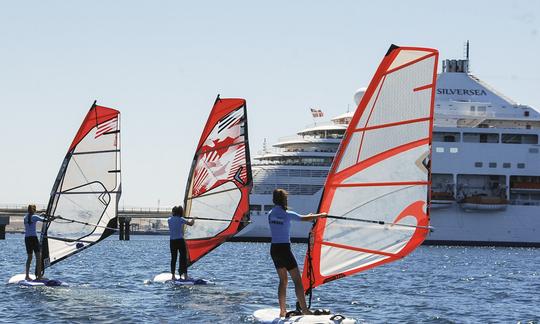 Planche à voile à Puerto Madryn, Argentine