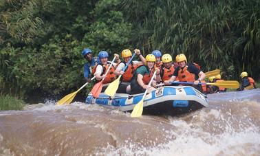 Desfrute de viagens de rafting no condado de Kirinyaga, Quênia