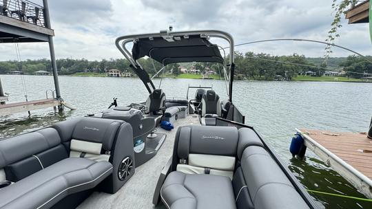 12 Passenger pontoon on Lake Austin - Luxury Pontoon Boat With Lily Pad