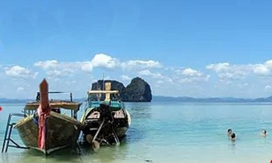 Desfrute de mergulho com snorkel em Tambon Ko Lanta Noi, Tailândia, no console central