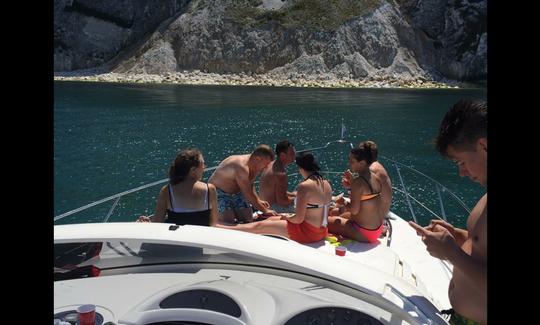 lunch on the bow at anchor