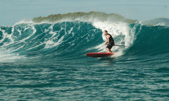 Aproveite o aluguel de stand up paddleboard em Cruz Bay, St. John