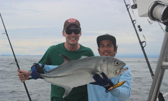 Ótima carta de pesca para 4 pessoas na Província de Puntarenas, Costa Rica