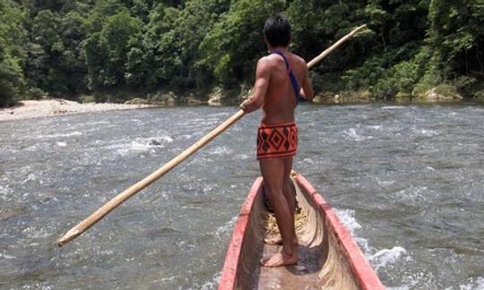 Passeios pela aldeia indígena Rio Chagre Embera no Panamá