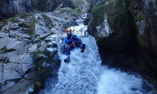 Excursion de canyoning à Porto, Portugal