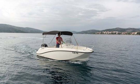 Activ 505 Open Boat for Rent in Trogir, Croatia